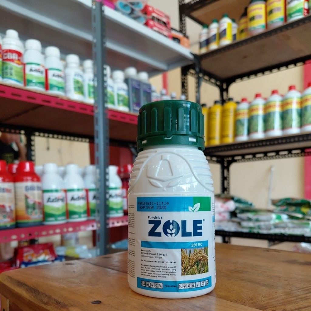 Fungisida Zole 250EC 250ml