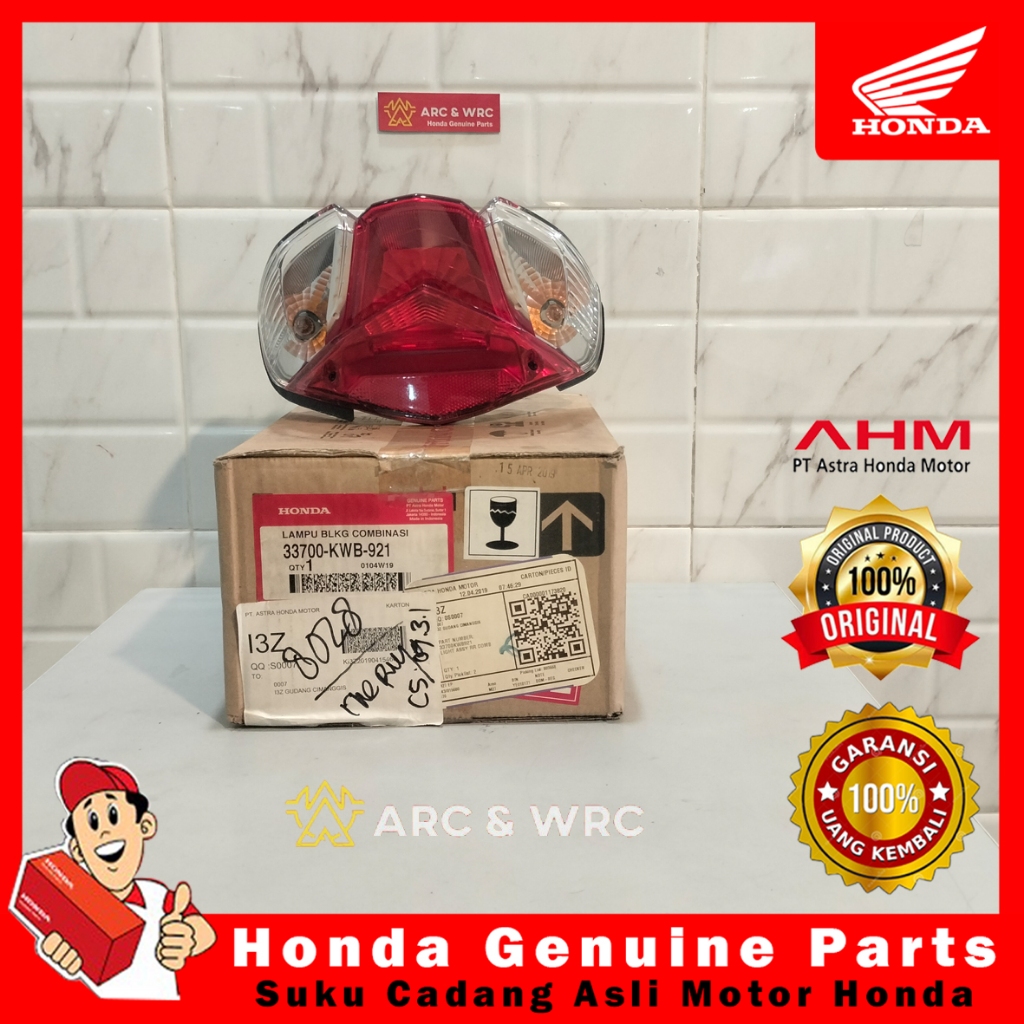 Reflektor Lampu Stop Belakang Assy Honda Blade 110 // 33700KWB921