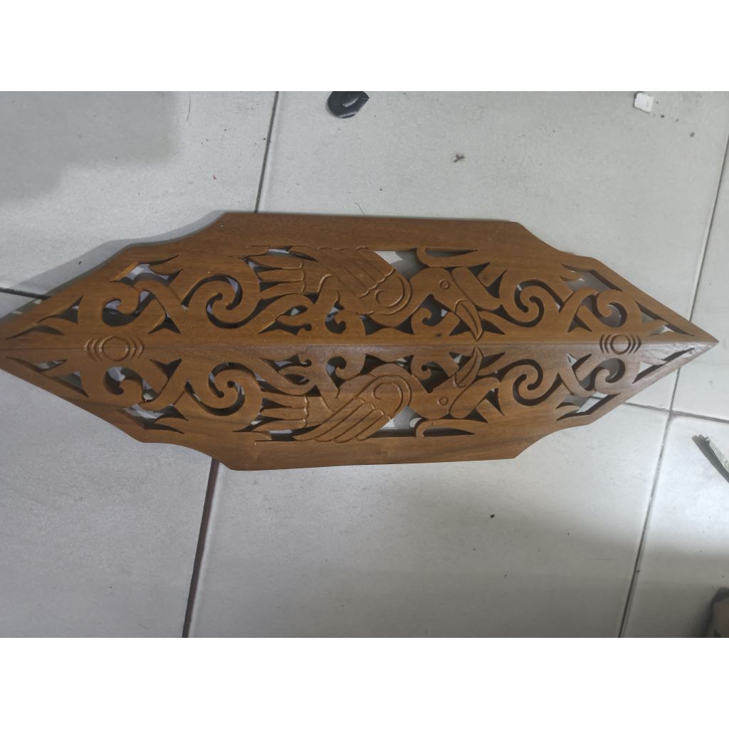 PERISAI TAMENG DAYAK KALIMANTAN