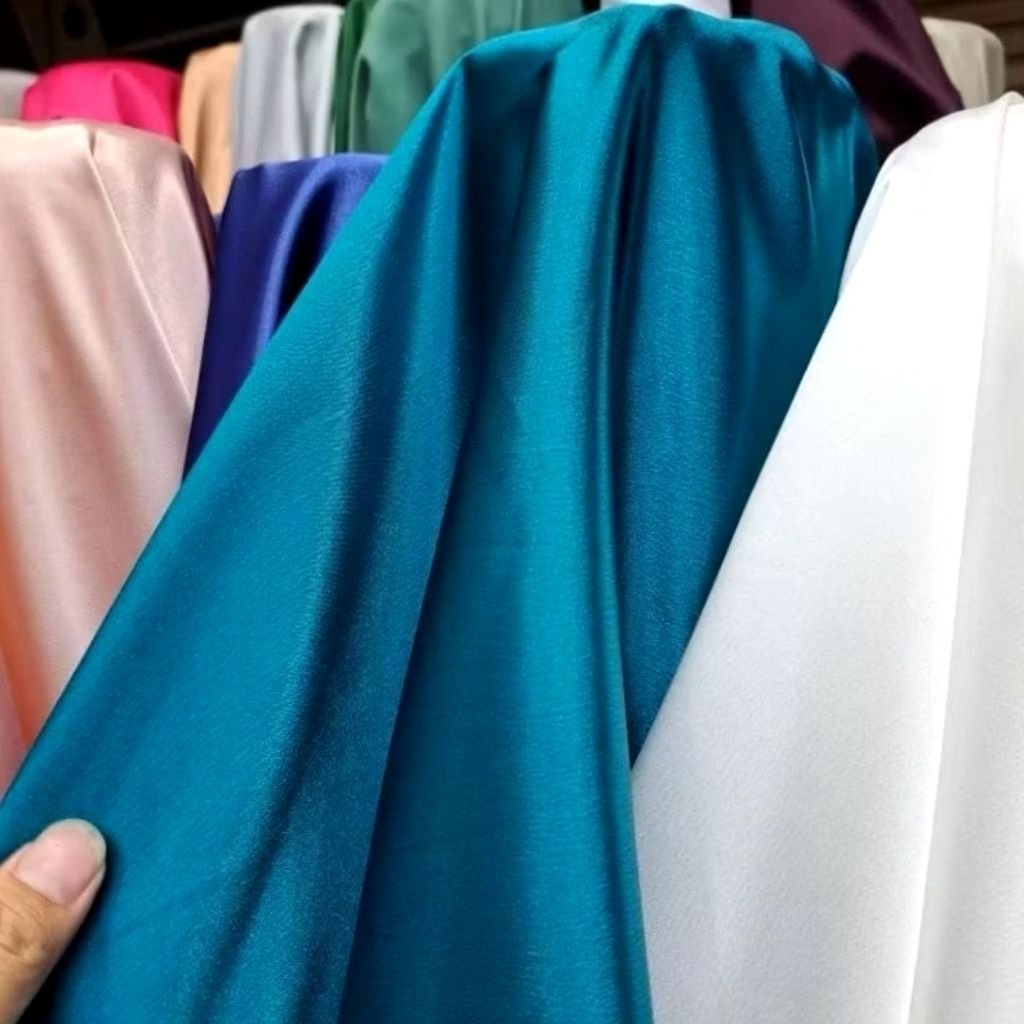 bahan kain Roberto cavalli premium/kain satin roberto murah