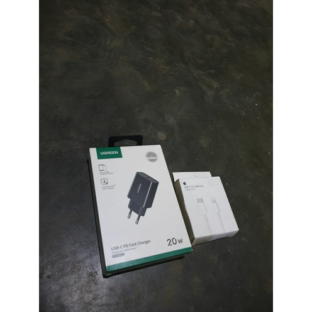 adaptor ugreen 20w + kabel data iphone