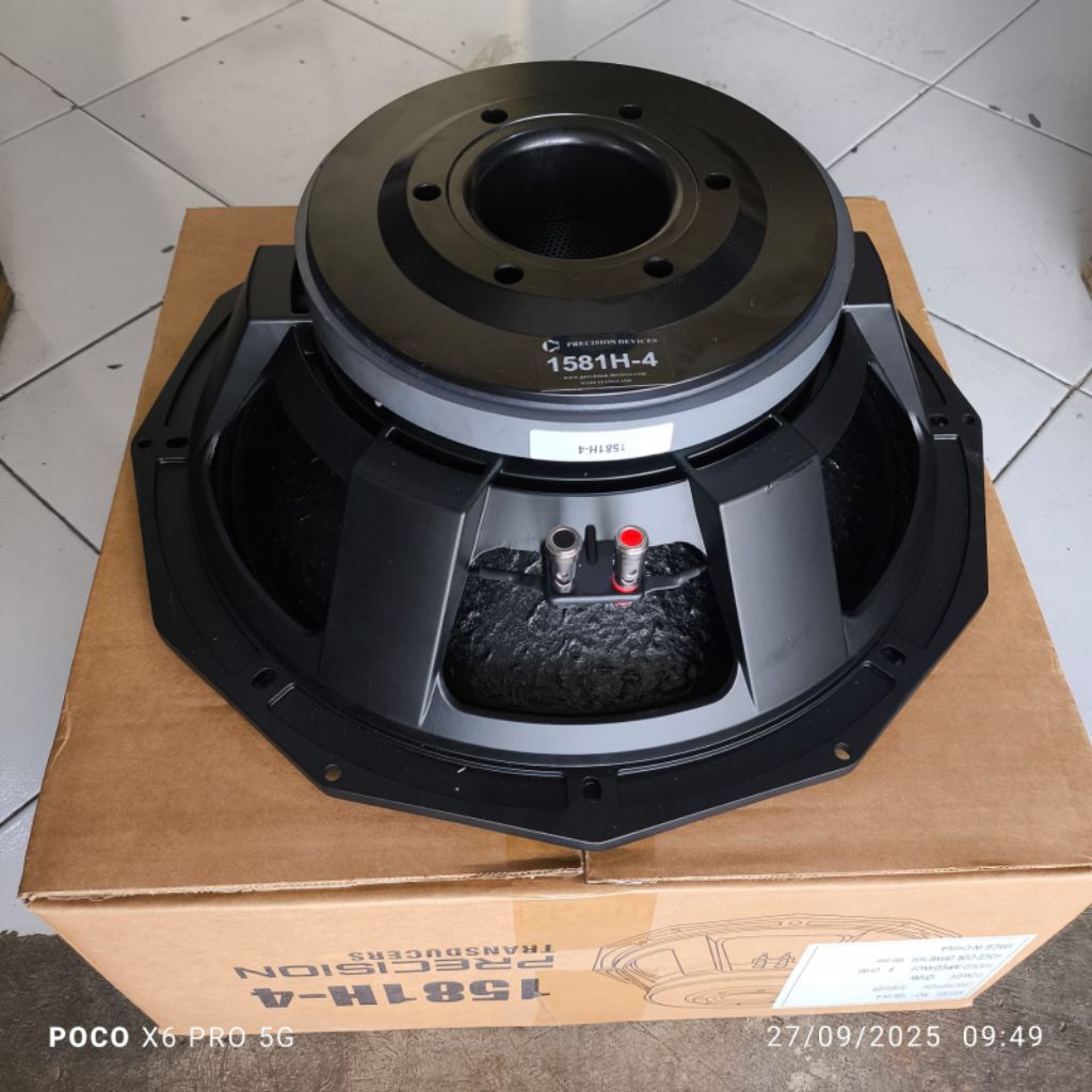 PD 1581-4H SPEAKER KOMPONEN 15 INCH