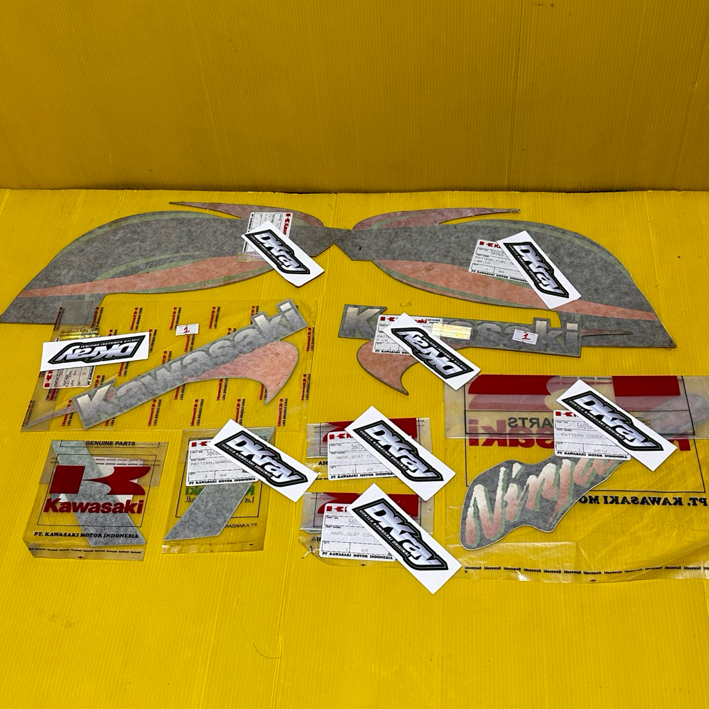 striping stiker sticker ninja kis hijau orange  1996 original bergaransi keaslian nya