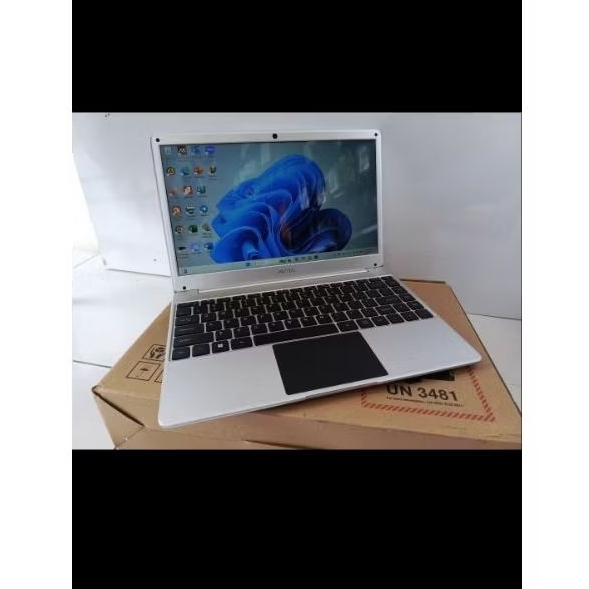 Laptop AVITA second