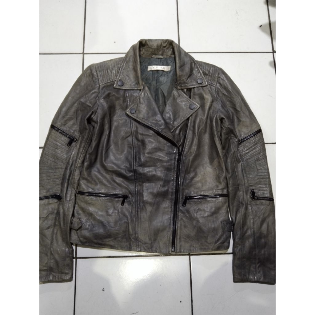 jaket kulit ramones wanita