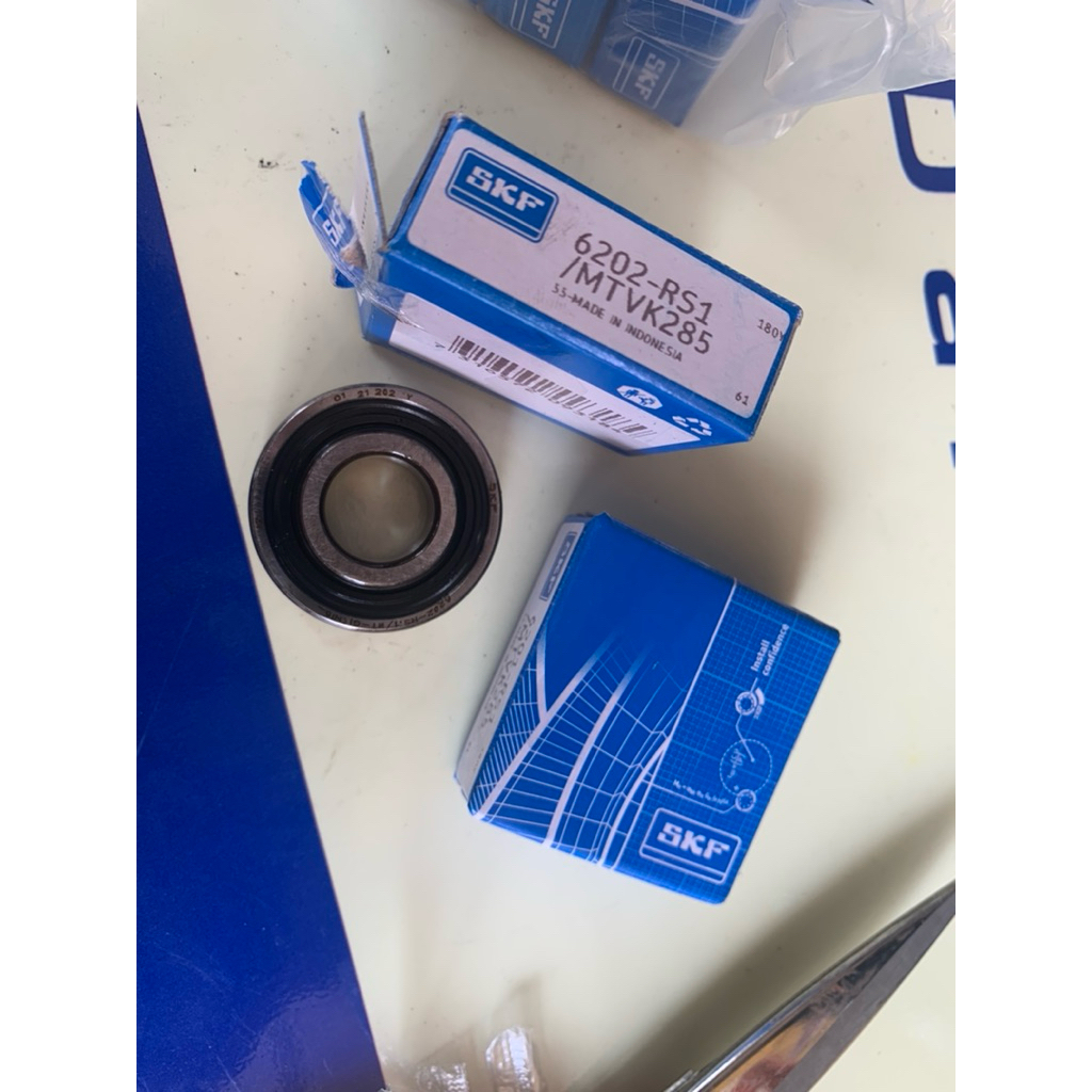Laher roda Depan vespa Excel pxe 6202 Skf