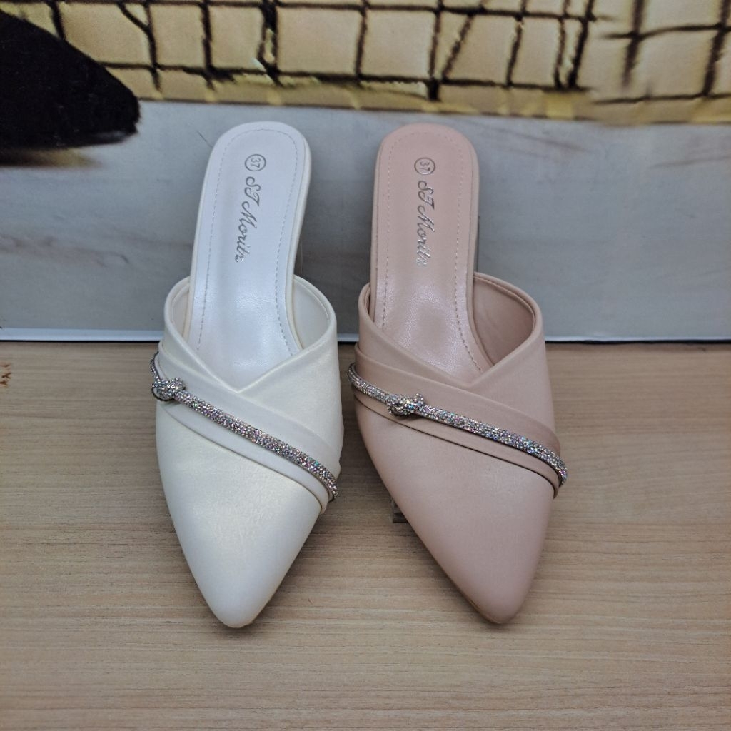 Sandal wanita ST.MORITZ