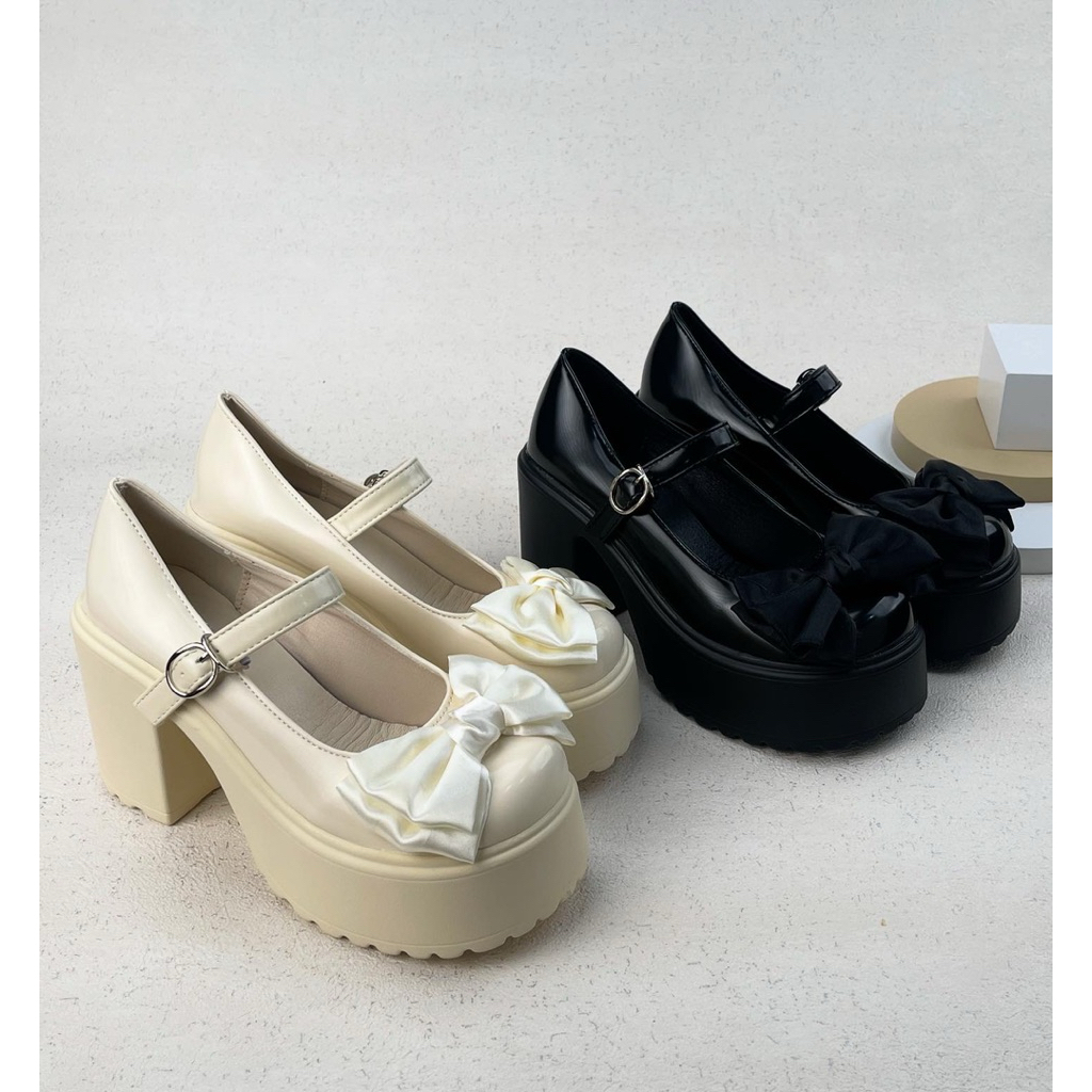 8213 sepatu mary jane wanita cewek kekinian hitam putih pantofel high heels chungky import