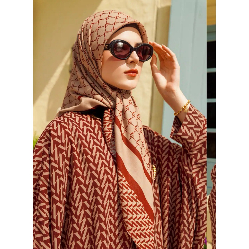 VIVIZUBEDI MONOGRAM SCARF 3.0