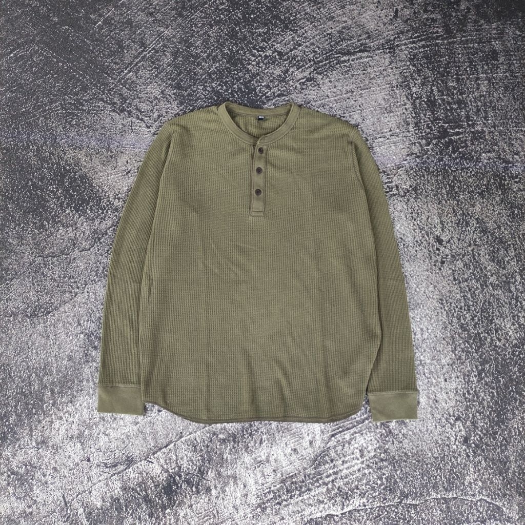 XL | Waffle Henley Neck Longsleeve T-Shirt by Un*qlo