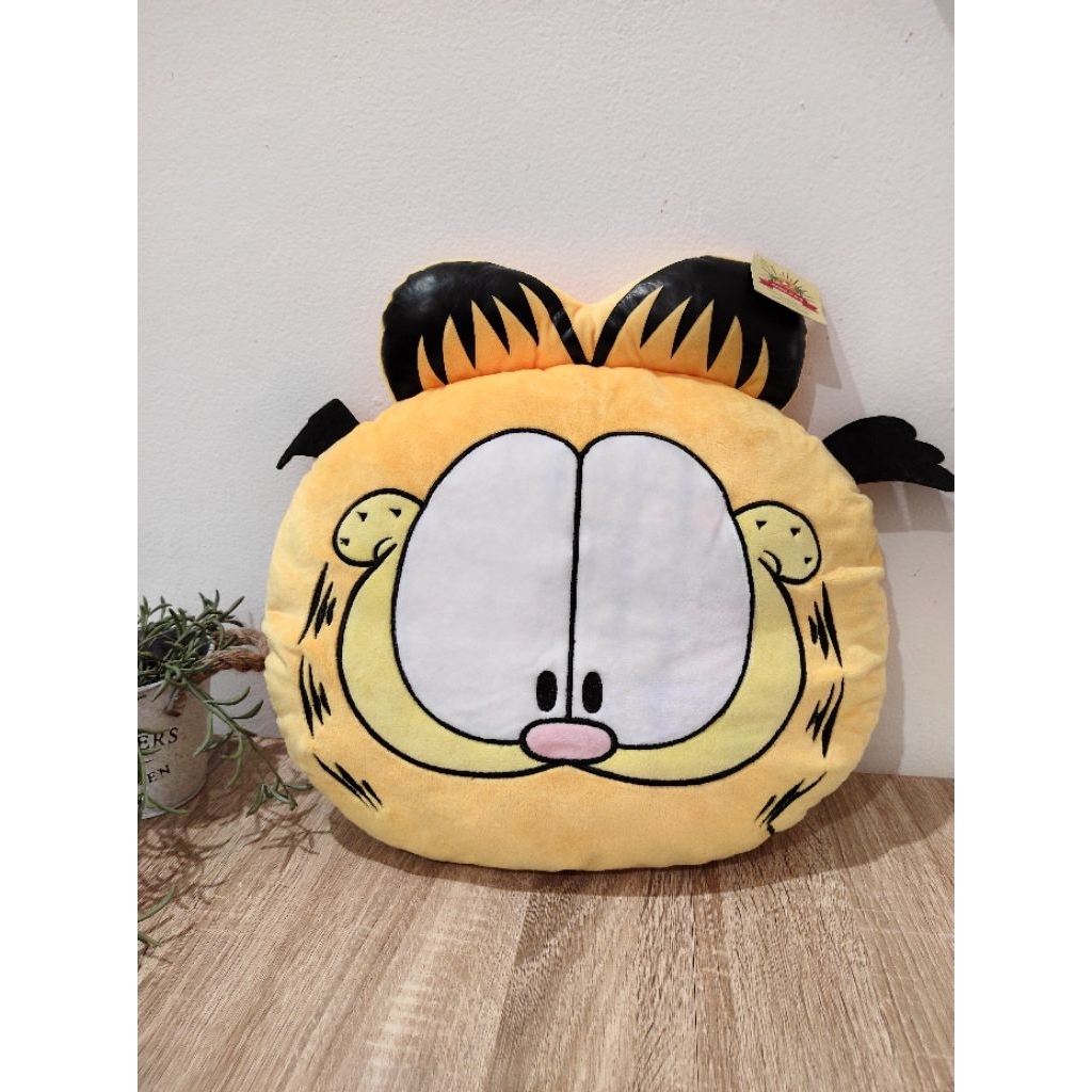 Boneka Anjing Odie Bantal Garfield