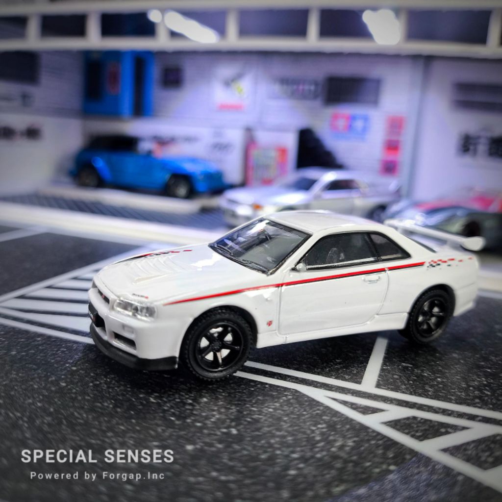 Diecast Loose Unsealed Greenlight Tokyo Torque 2001 Nissan Skyline GT R BNR34