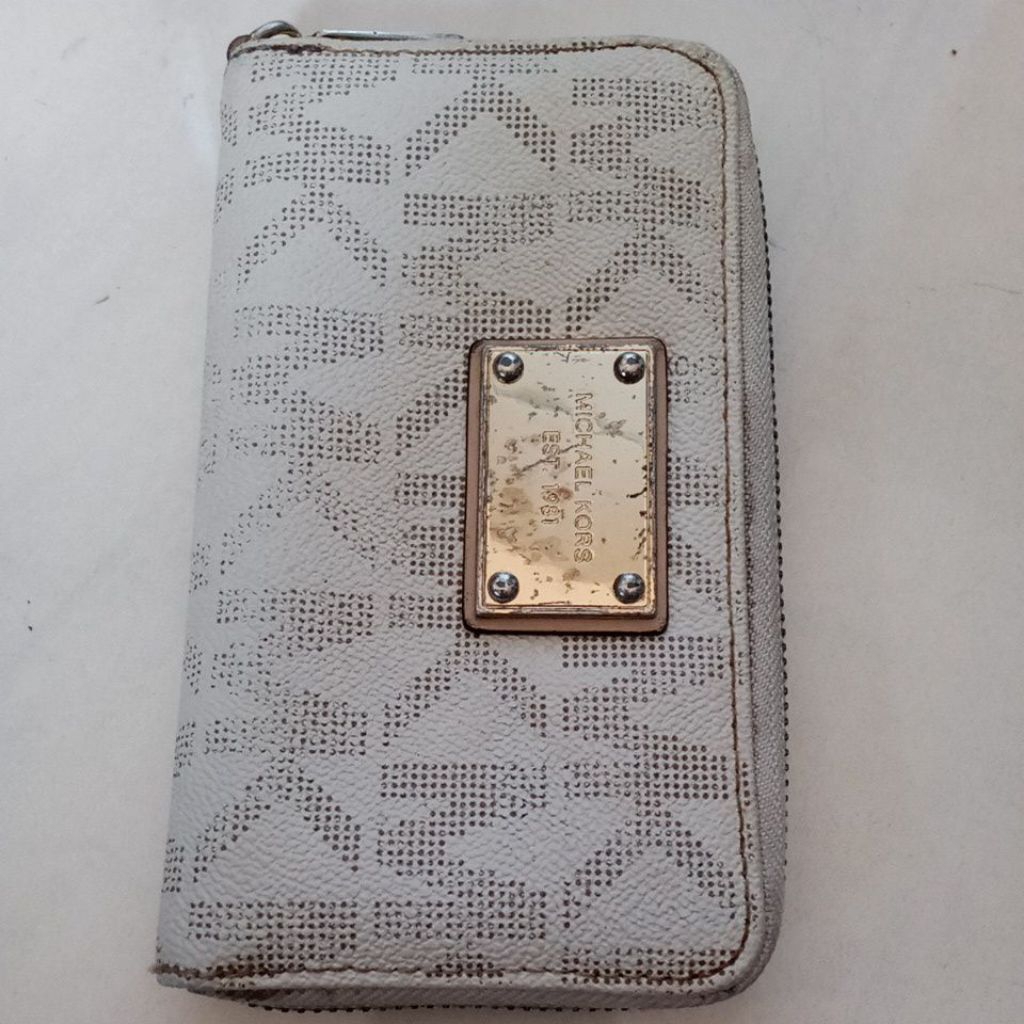 Dompet wanita preloved MK