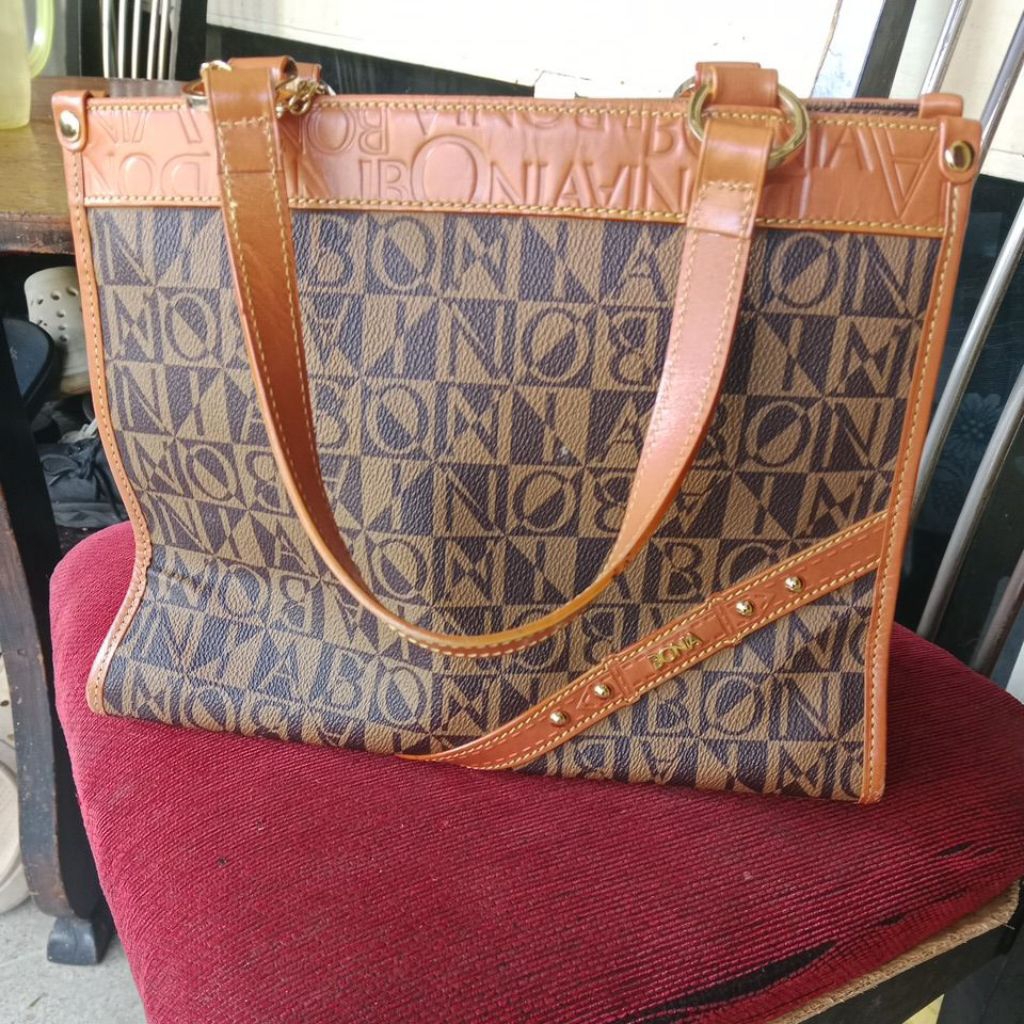 BONIA. tas wanita