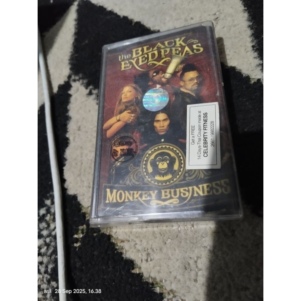 kaset pita the black eyed peas / monkey business