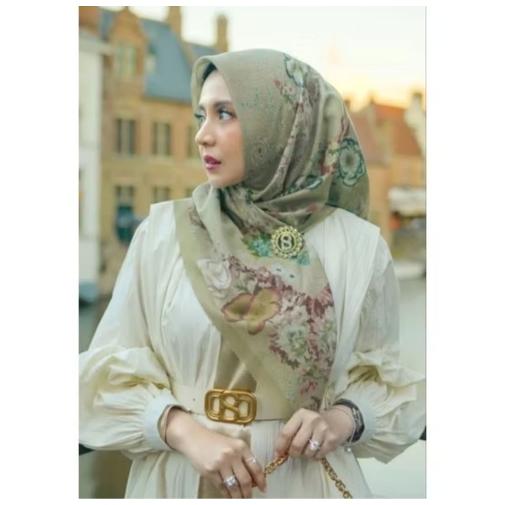 Blume series Buttonscarves - As is item