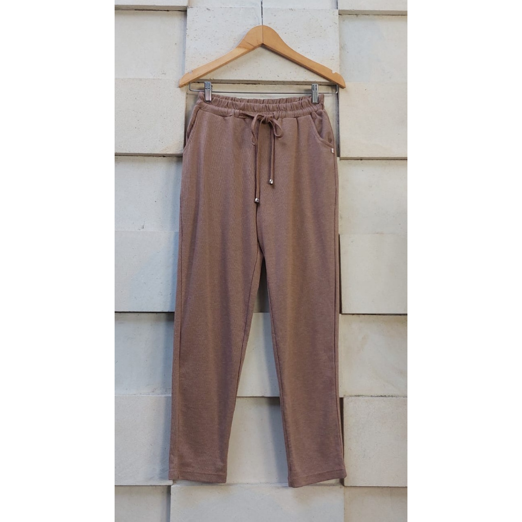 GRAPHIS ORIGINAL. CELANA KULOT WITH TAG