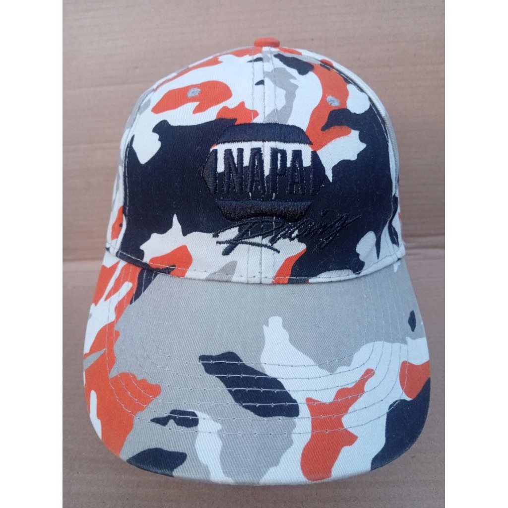 Napa Racing motif Camo
