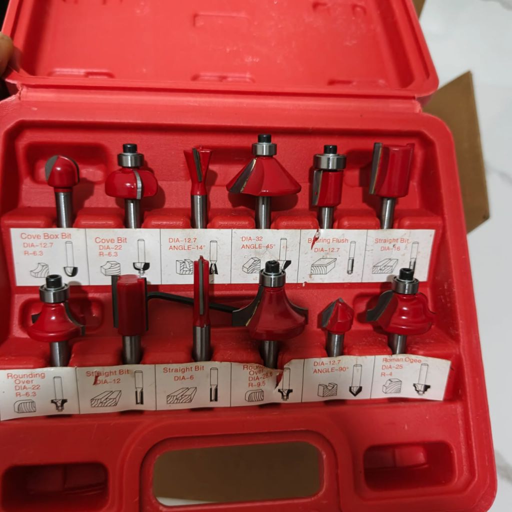 Mesin Profil Kayu Mesin Trimer Kayu HASTON Bekas