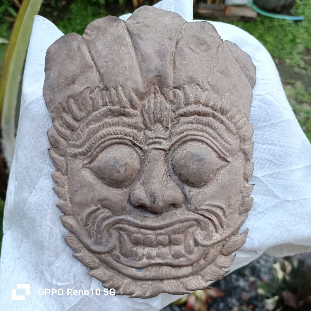 topeng kuno barang temuan 07