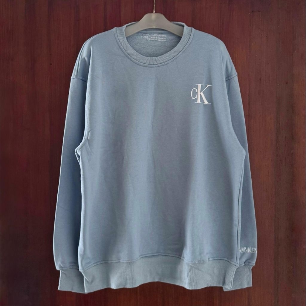 calvin klein sweater authentic preloved