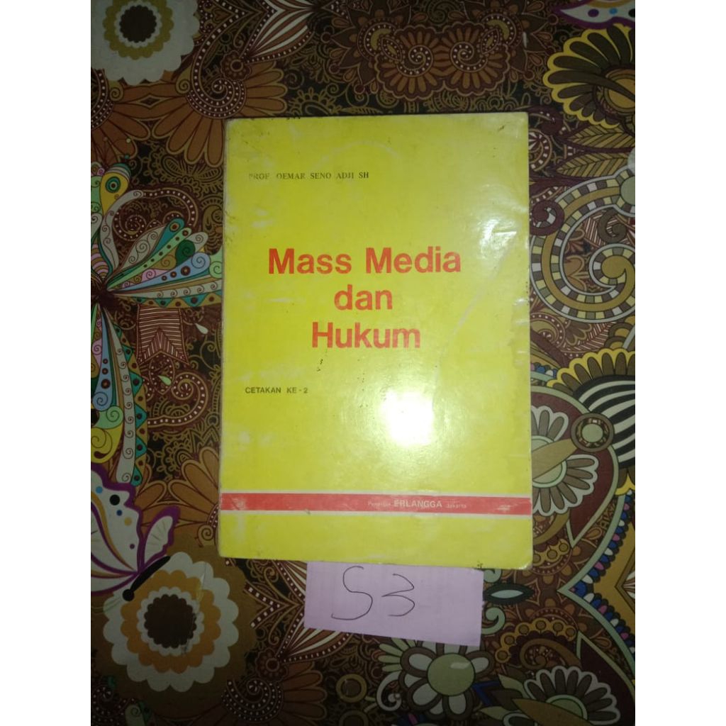 Buku Mass Media Dan Hukum