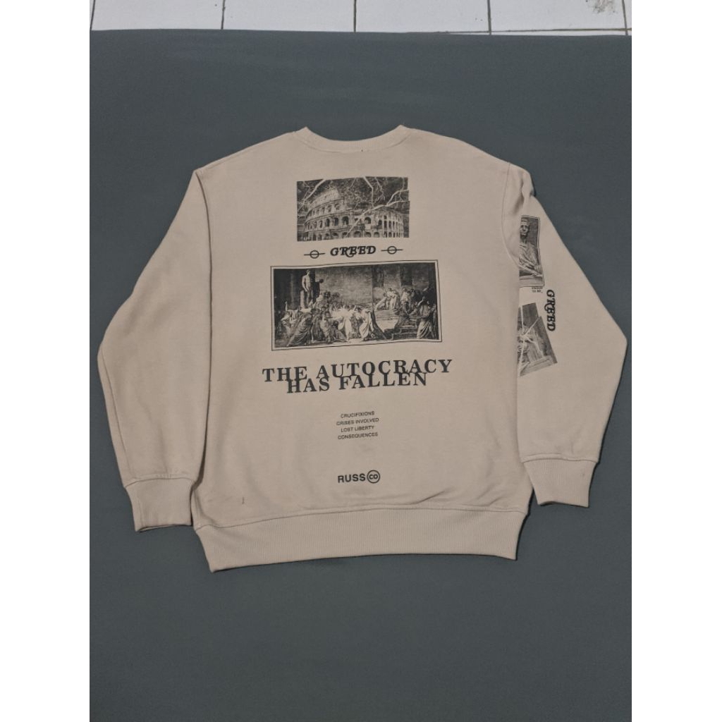 Russ Co Sweater Crewneck priabAutocracy Cream size M second (Nego, dm)