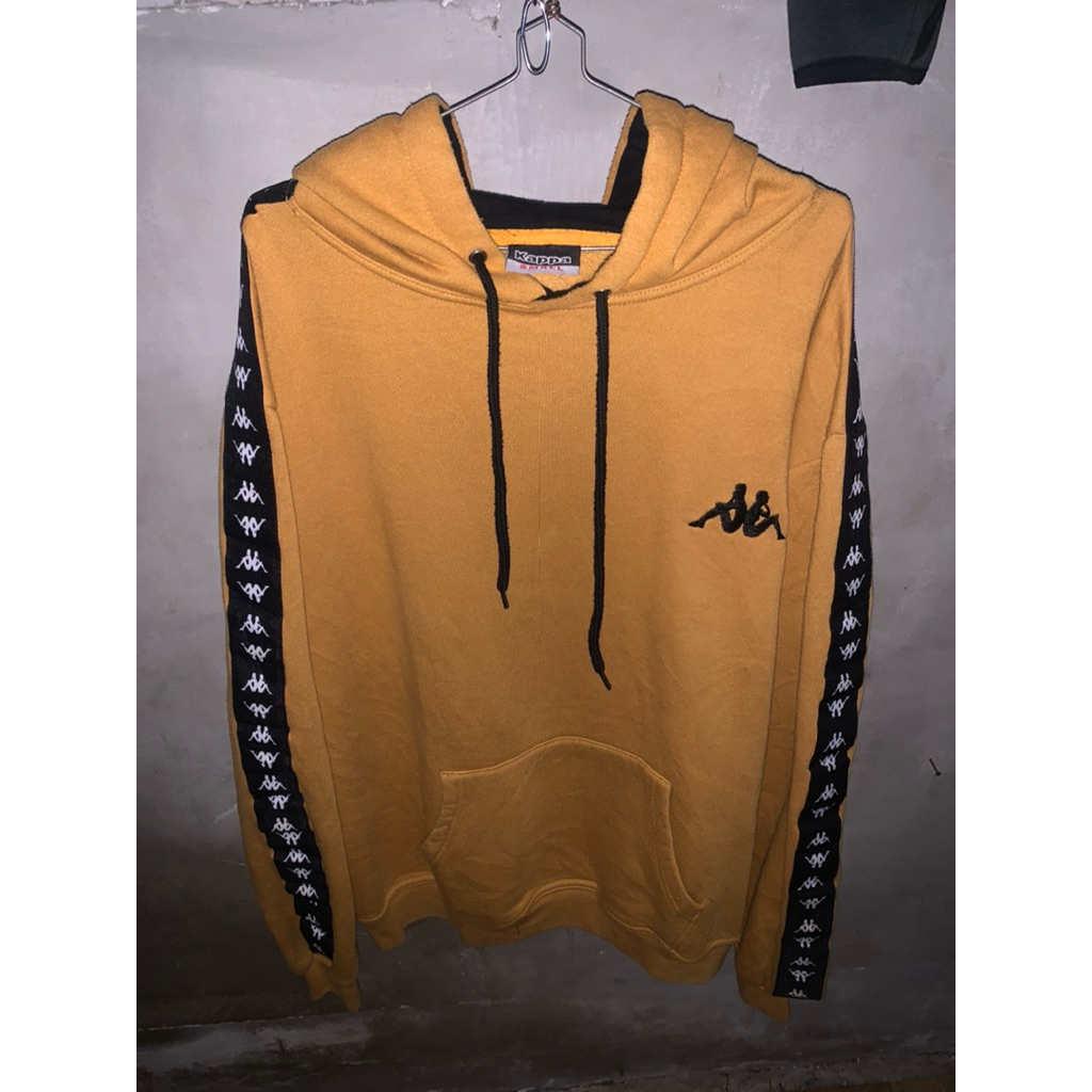 hoodie kappa taped