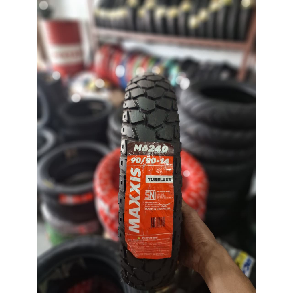 BAN MAXXIS M6240 90/90 RING 14 TUBELESS