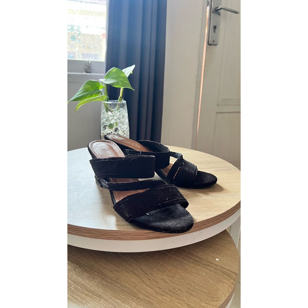 PL High Heels Steve & Co Hitam