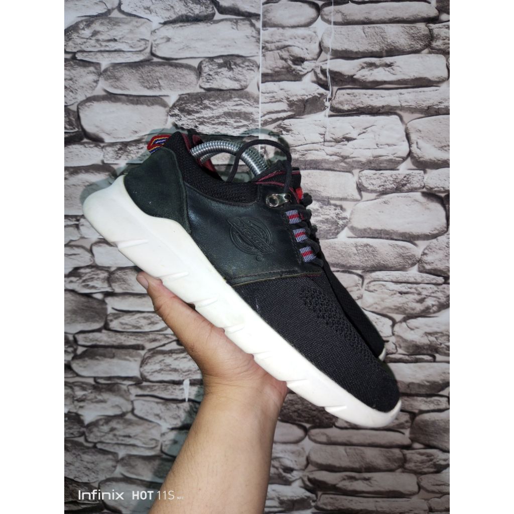 SEPATU SNEAKER DICKIES