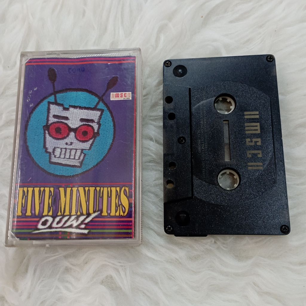Kaset Pita Five Minutes