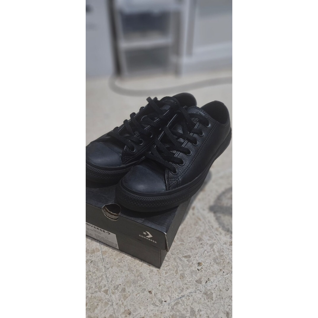 preloved - sepatu converse