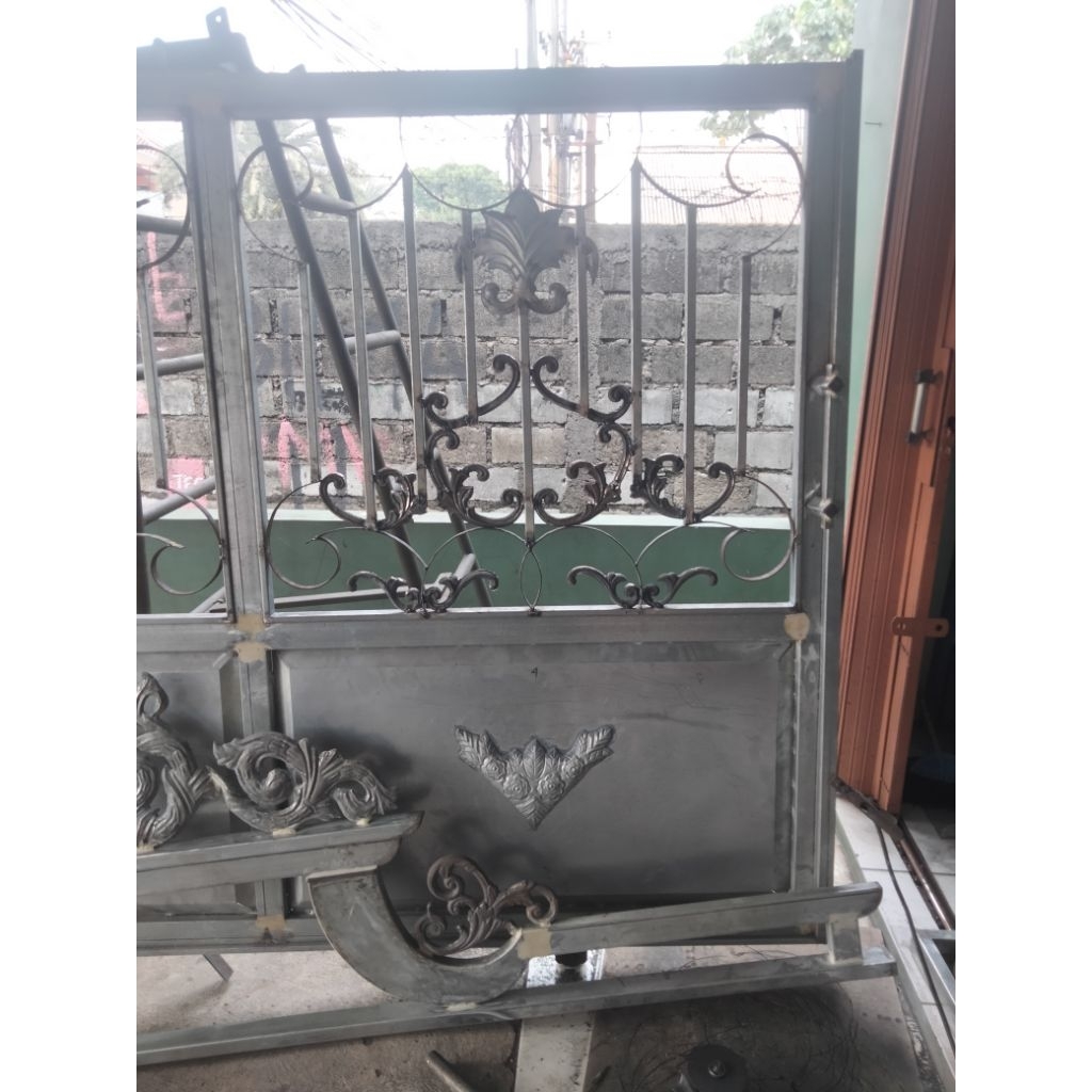 sedia jasa bikin kanopi,tralis,tangga besi,dll