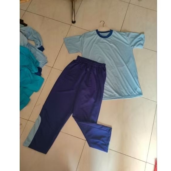 Kaos Senam One-Set Baju Olahraga Training Senam