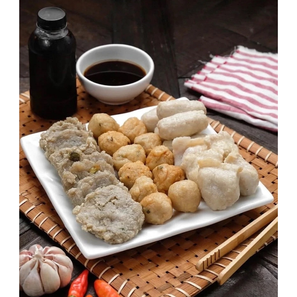 Pempek - se 1000 an - pempek palembang, pempek kulit, pempek pakjo, pempek ikan, oleh oleh palembang