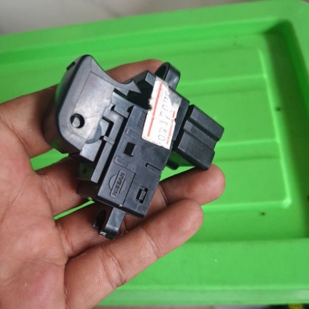 tombol power window saklar nissan .sakalr power window window nissan