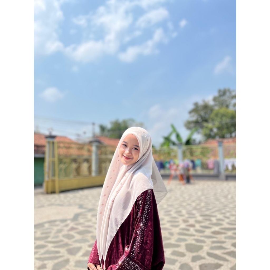 HIJAB SULAM TERBARU/HIJAB SEGI EMPAT PARIS TASEL PREMIUM/HIJAB HAND MADE/HIJAB KEKINIAN