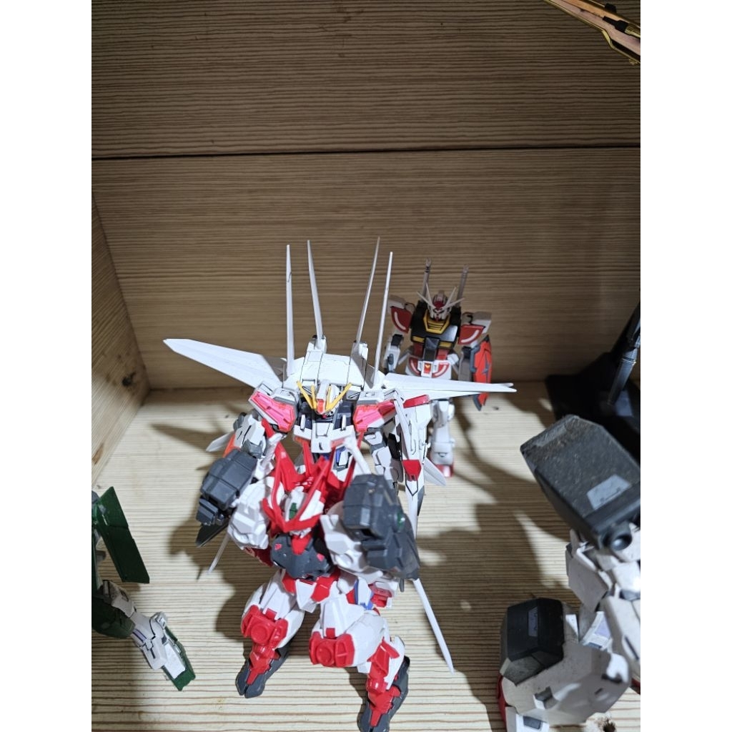 EG Build Strike Galaxy + Universe Booster