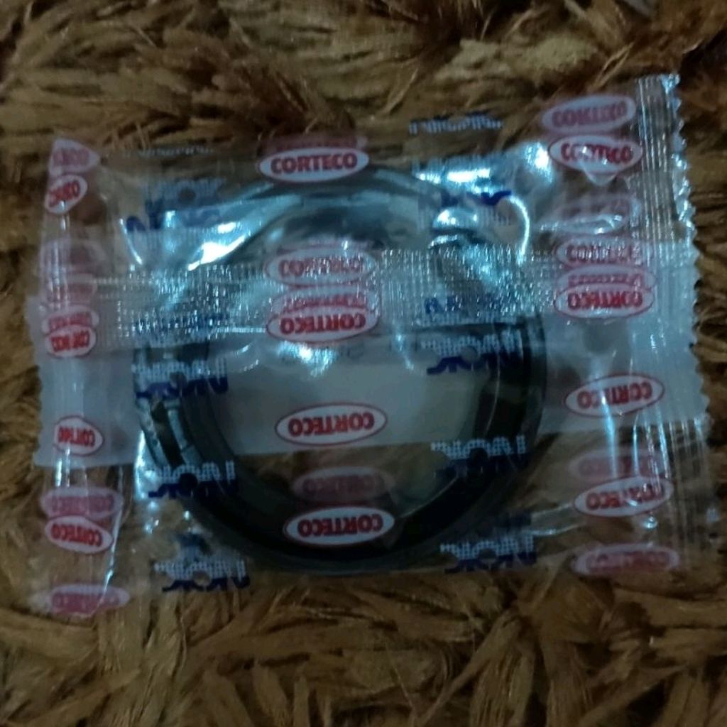Oil seal as krug crankshaft roda gila mesin yanmar tf65 tf85