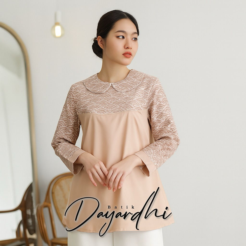 Dayardhi Atasan Batik Wanita Mega Mendung