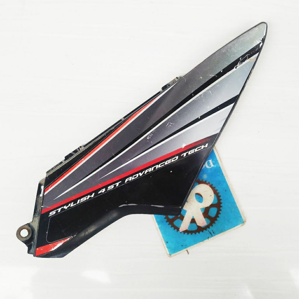 sambungan cover body samping kiri supra x125 original second