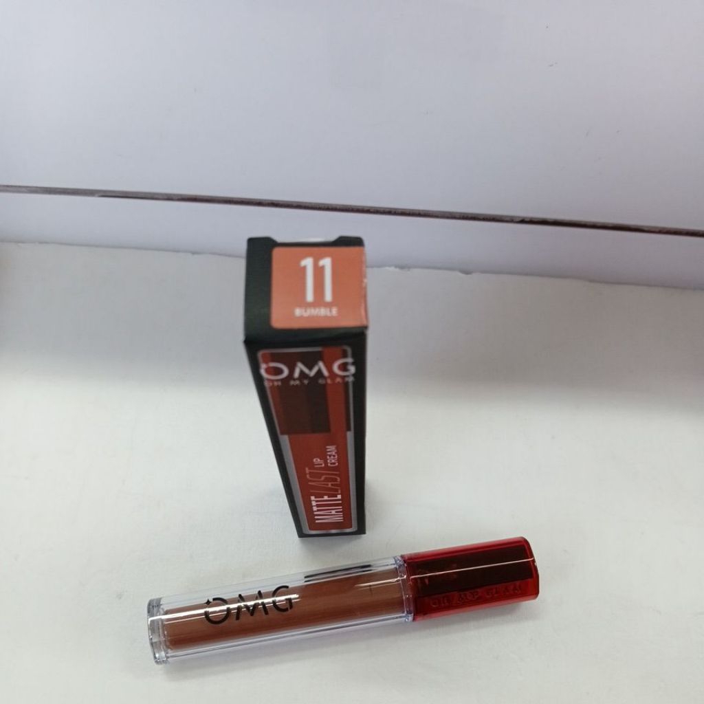 OMG Lip Cream NO 11 BUMBLE