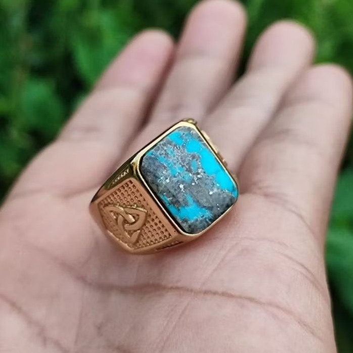 cincin batu virus persia