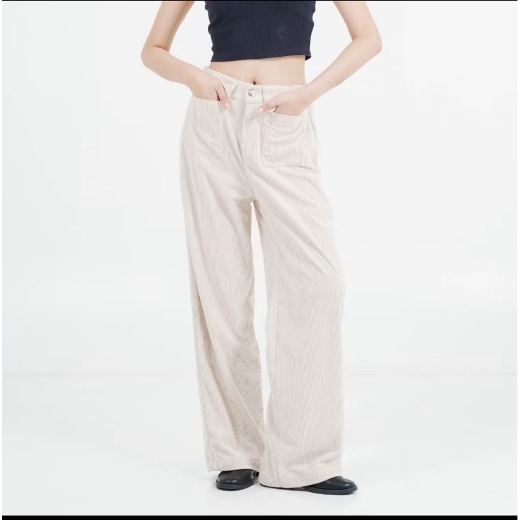 This is april x Enzy storia Celana Panjang