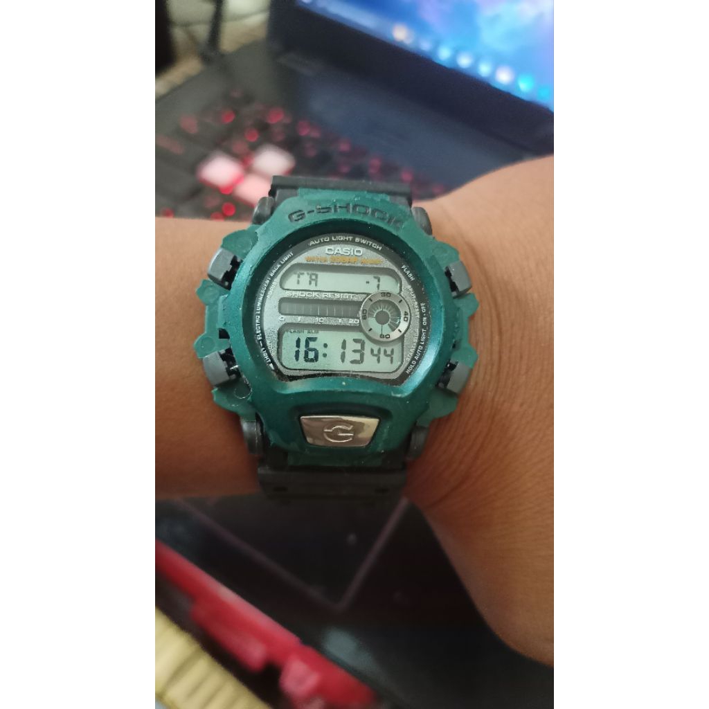 G-shock DW-004