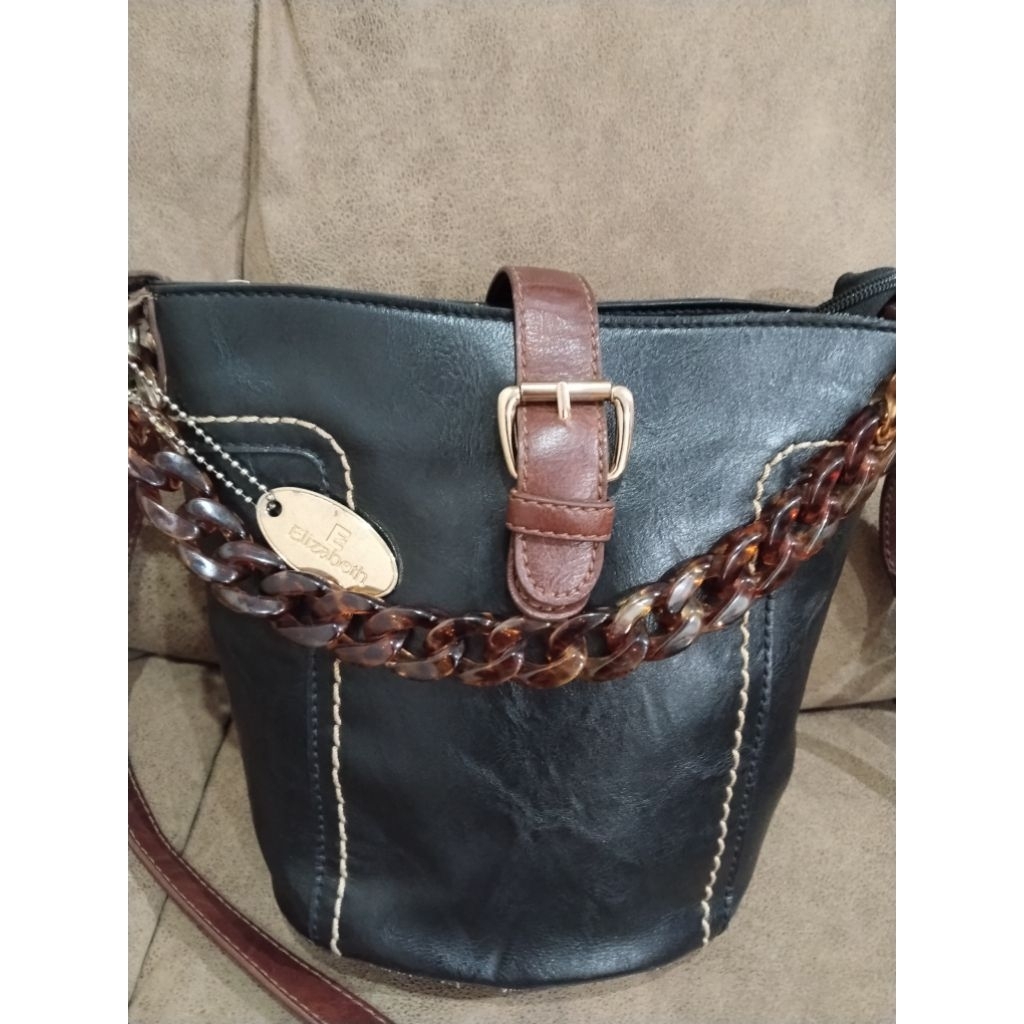 PRELOVED Bucket bag Black by Elizabeth