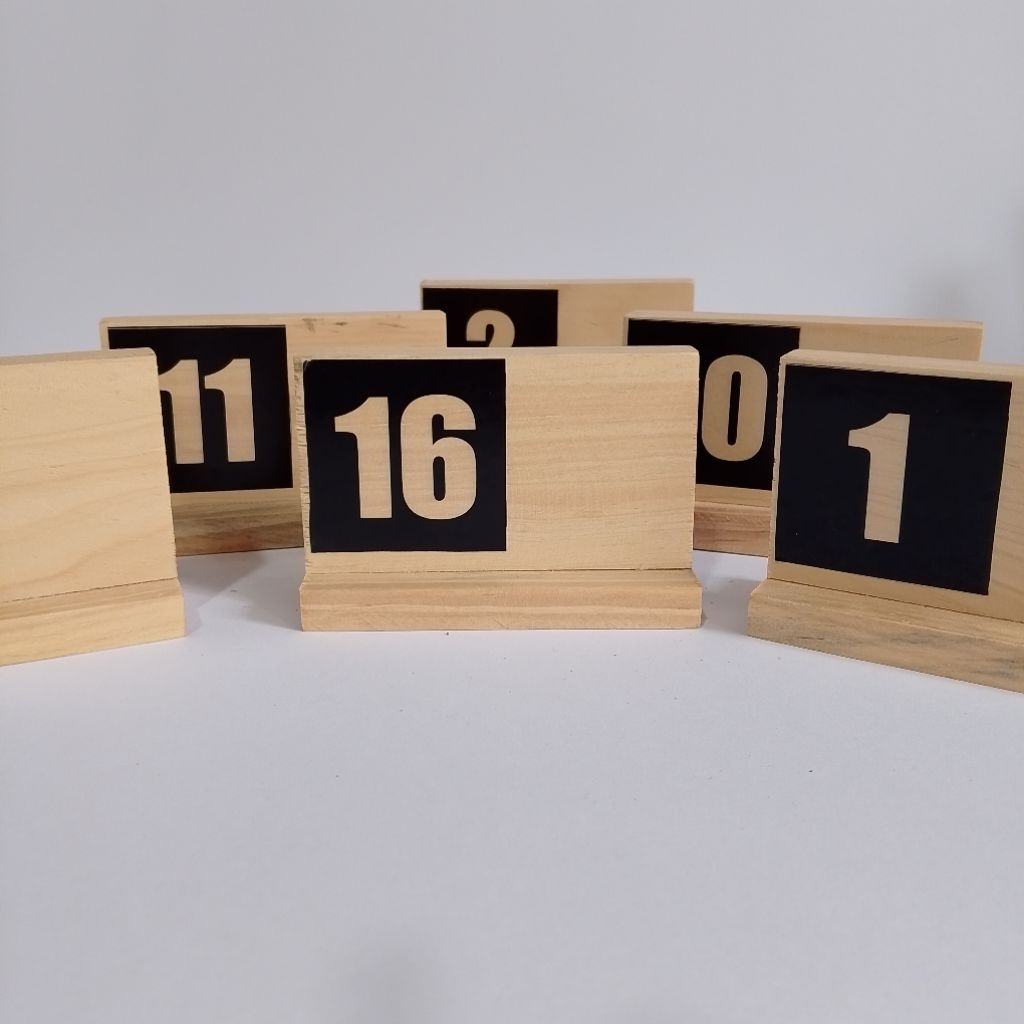 Nomor Meja Cafe Mini Kayu Jati Belanda Diskon || Nomor Meja Mini Kayu Jati Belanda Tahan Rayap