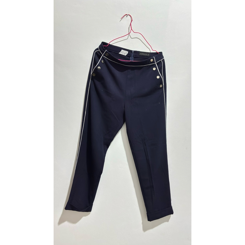 preloved celana executive