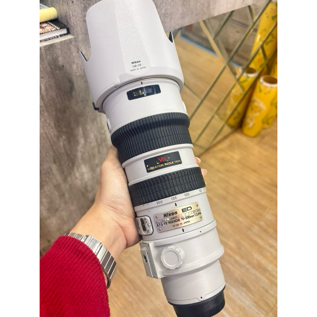 Lensa NIKON AF-S NIKKOR 70-200 F2.8 VR1
